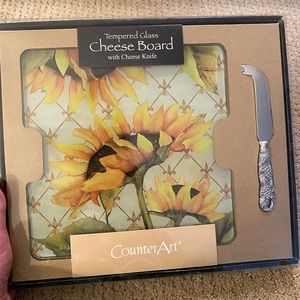 Tempered Glass Cheese Board with Cheese Knife (Sunflowers).